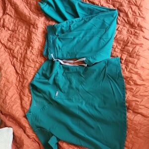 Figs Hunter Green Set Small Top & Jogger